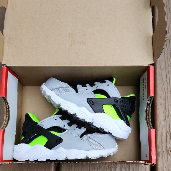 Nike Other - Nike Huarache Run TD Toddler Shoes Wolf Grey Electric Green 5c